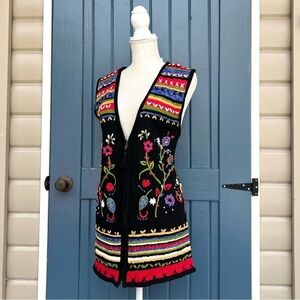 White Stag Woman Black Knit Vest with Multicolor Floral Embroidery, 14W/…